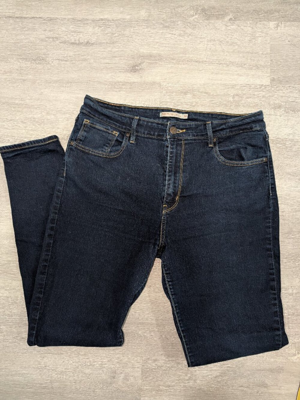 Levi's 721 high rise skinny jeans